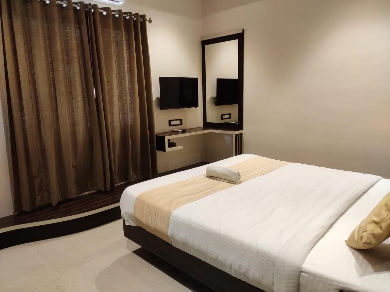 Hotel Girija Residency