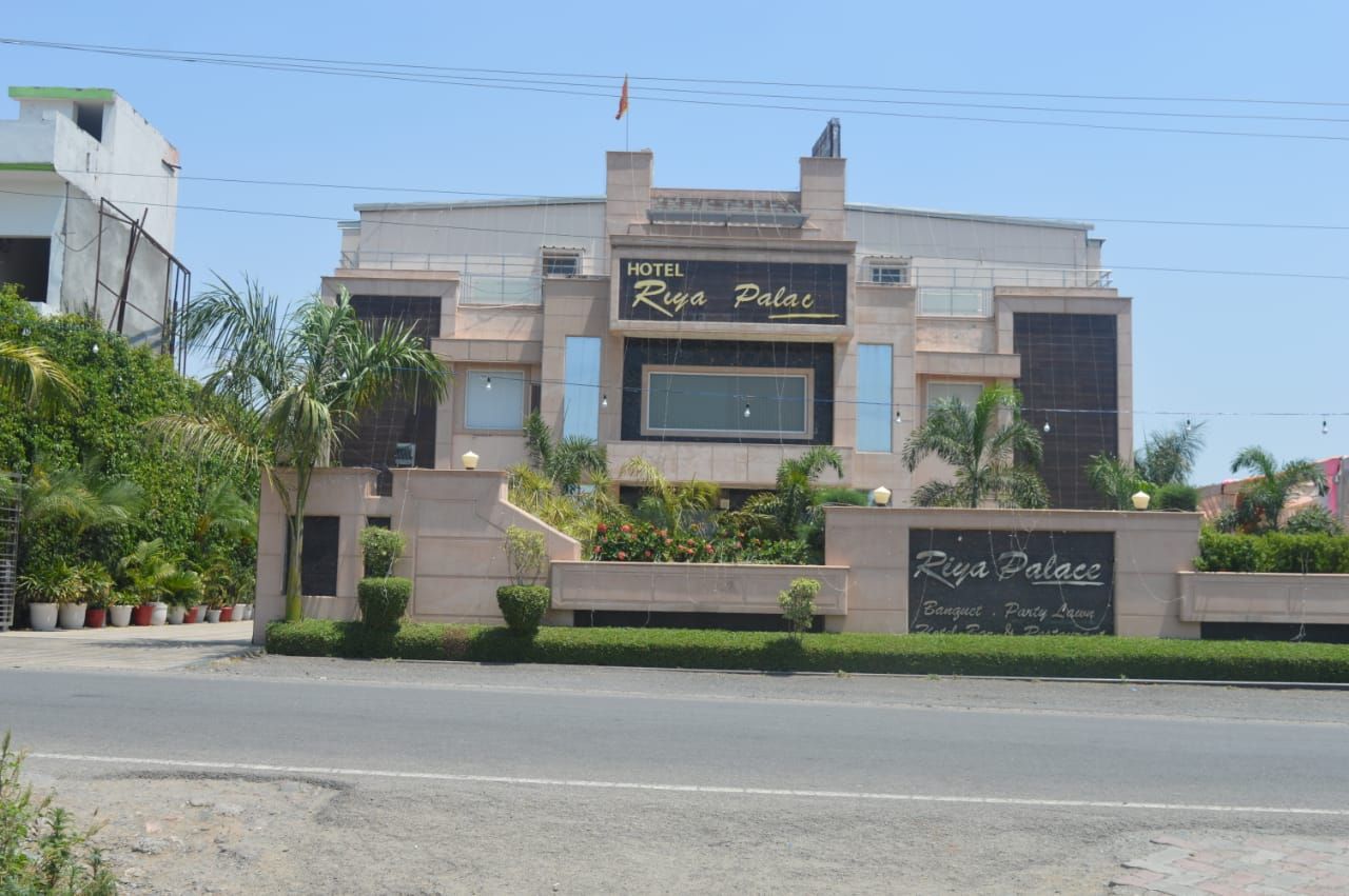 undefined Hotel Riya Palace 8