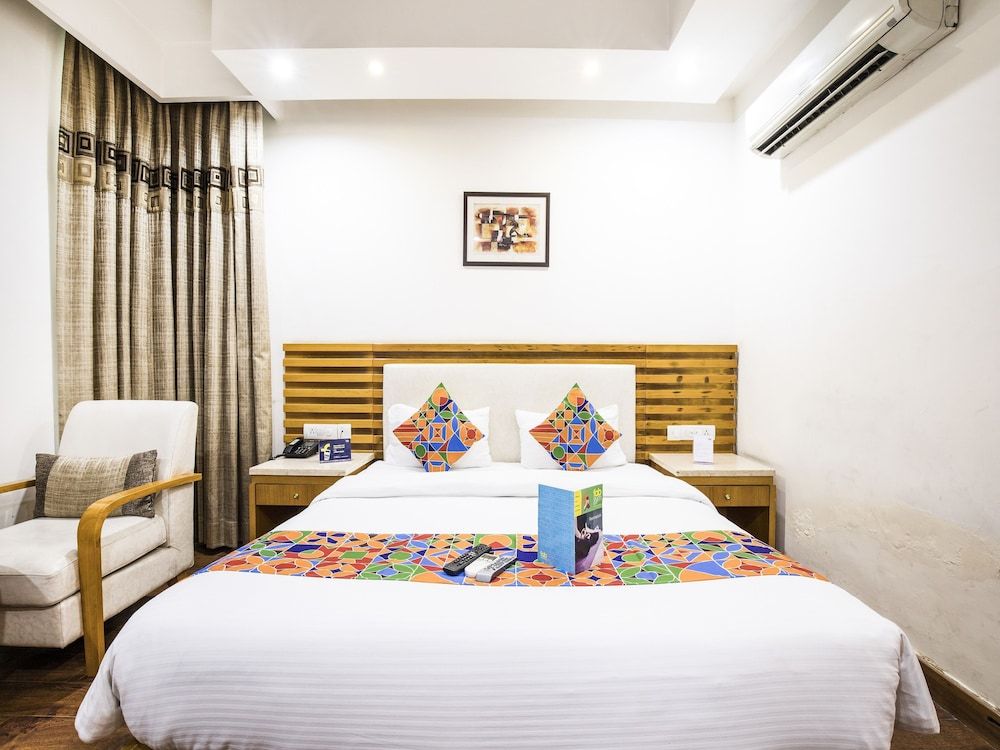 FabHotel GRD DLF Square Deluxe Room 3