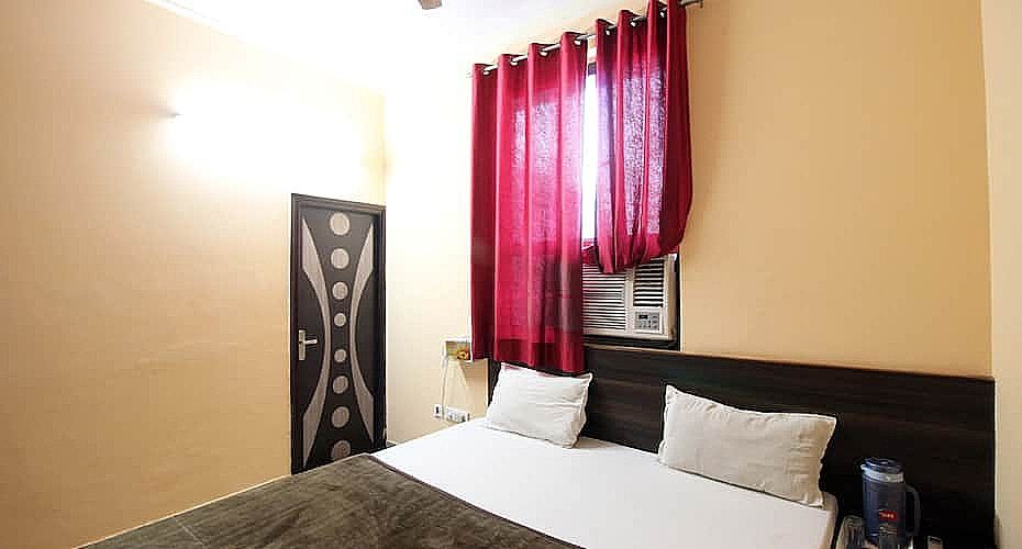 Hotel Mansarover  Standard Double Room 2