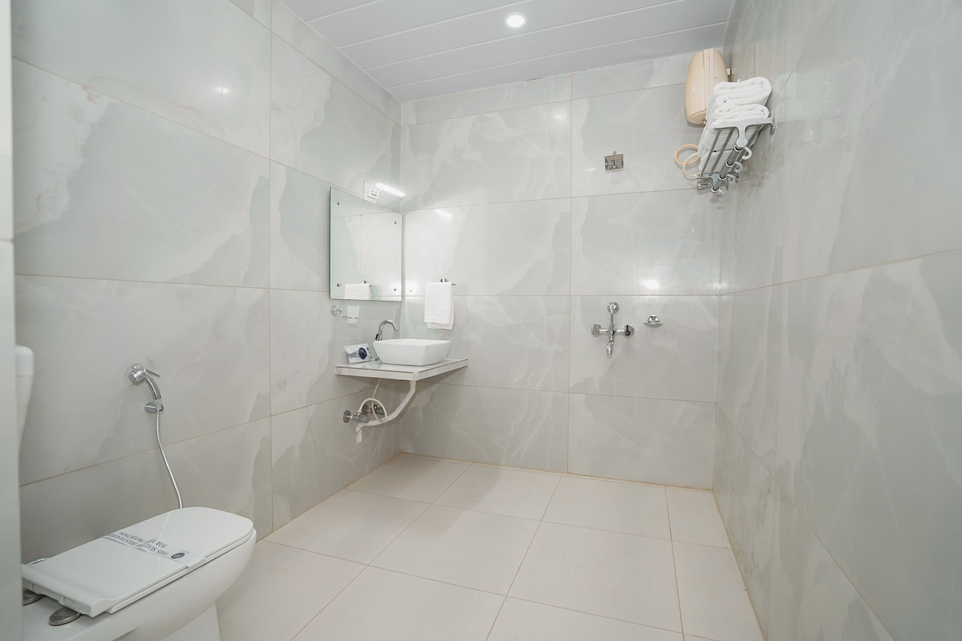 Deluxe AC Quadruple Room