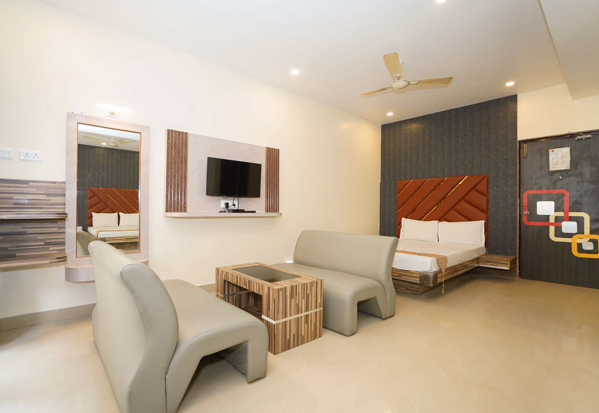 Deluxe AC Quadruple Room