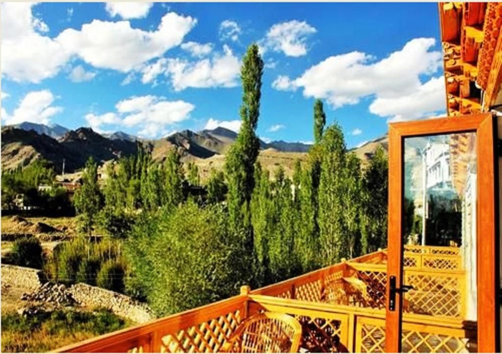 Himalayan Residency Ladakh Deluxe Double Room 6