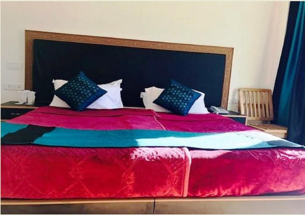 Himalayan Residency Ladakh Deluxe Double Room 9