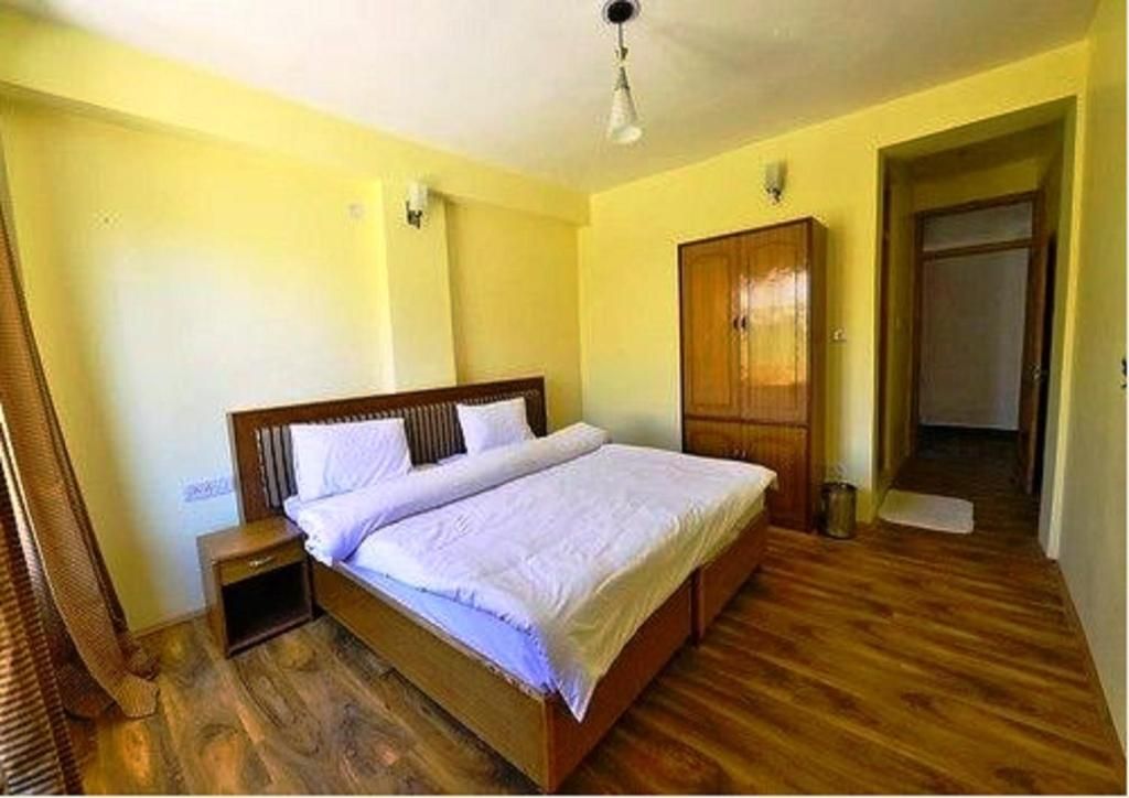Himalayan Residency Ladakh Deluxe Double Room 12