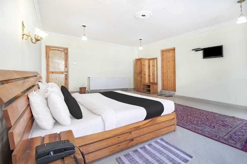 Hotel Czara Resort Sonmarg Deluxe Room, Mountain View 4