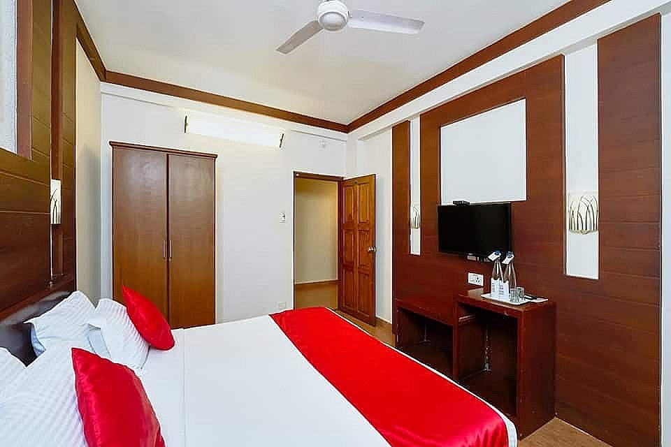 Green Ridge Munnar Deluxe Room 4