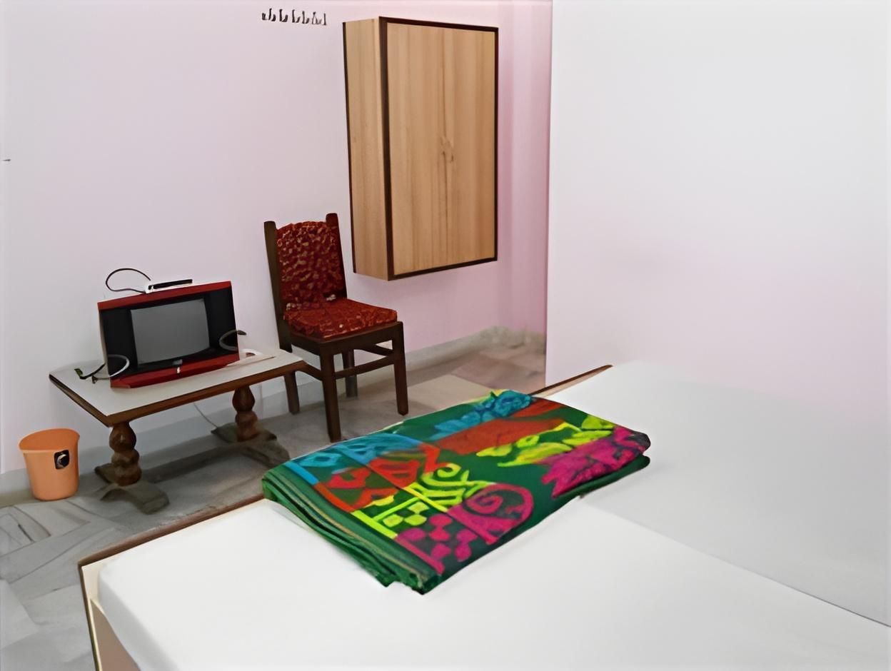 undefined Hotel Basant 9