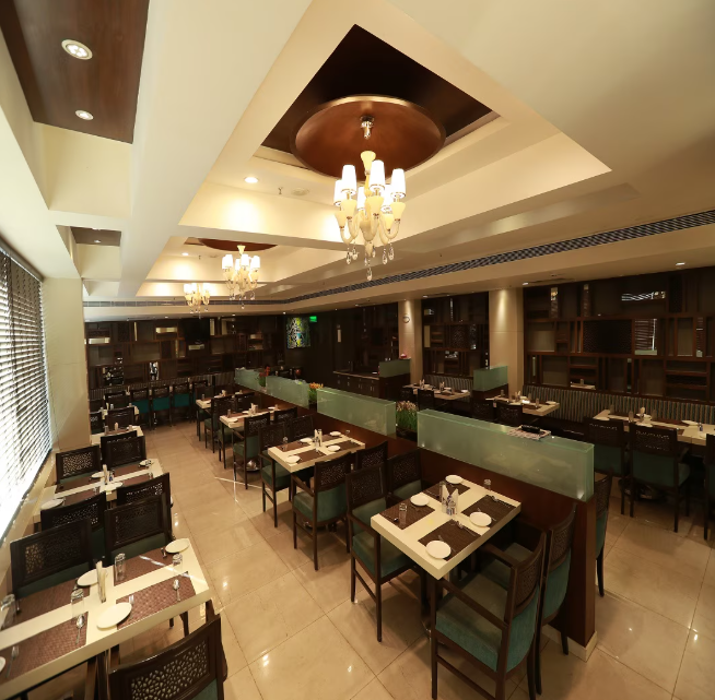 Food & Dining