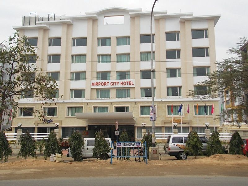 undefined Airport City Hotel 4