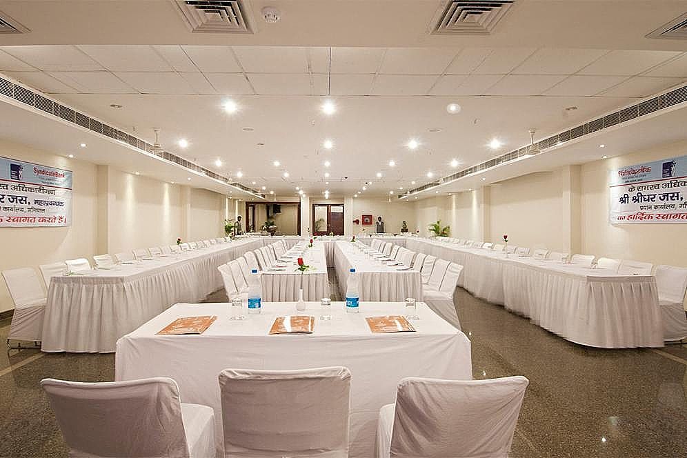 undefined Hotel Deviram Palace 10