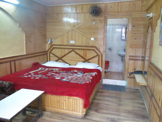 Deluxe Double Bed Room