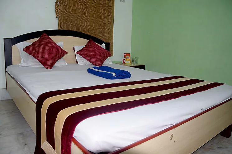 Hotel Amarabati Deluxe Double Non AC 3