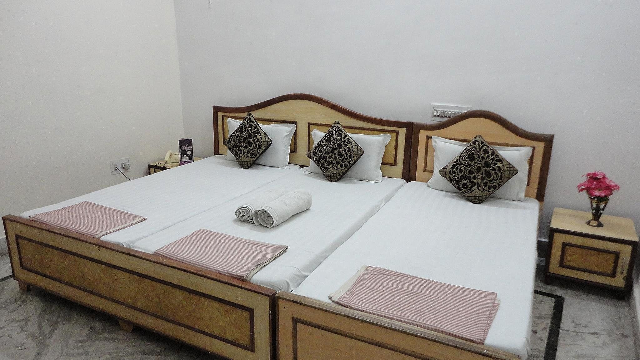 Family Triple Bed Room