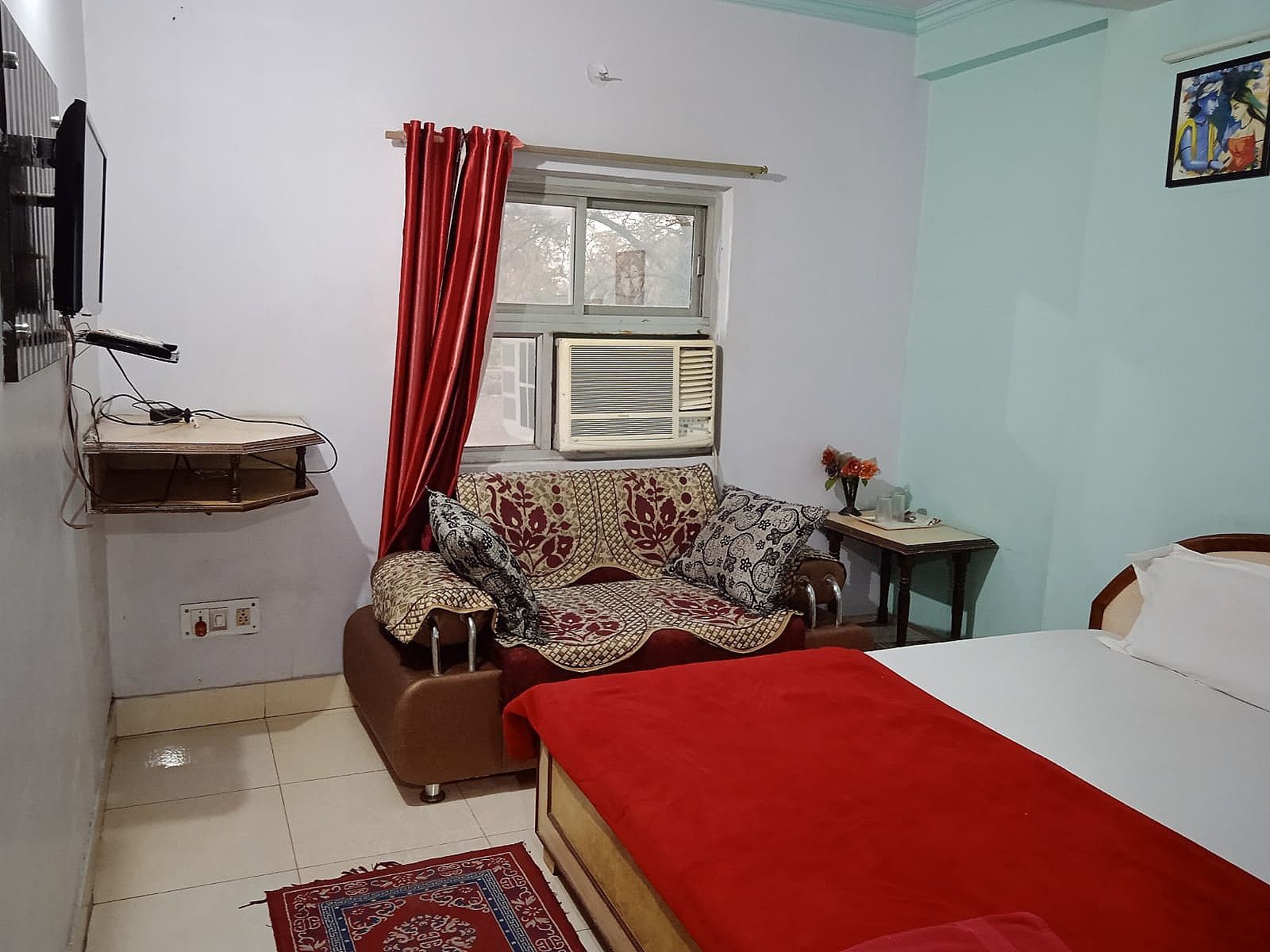 Family Triple Bed Room
