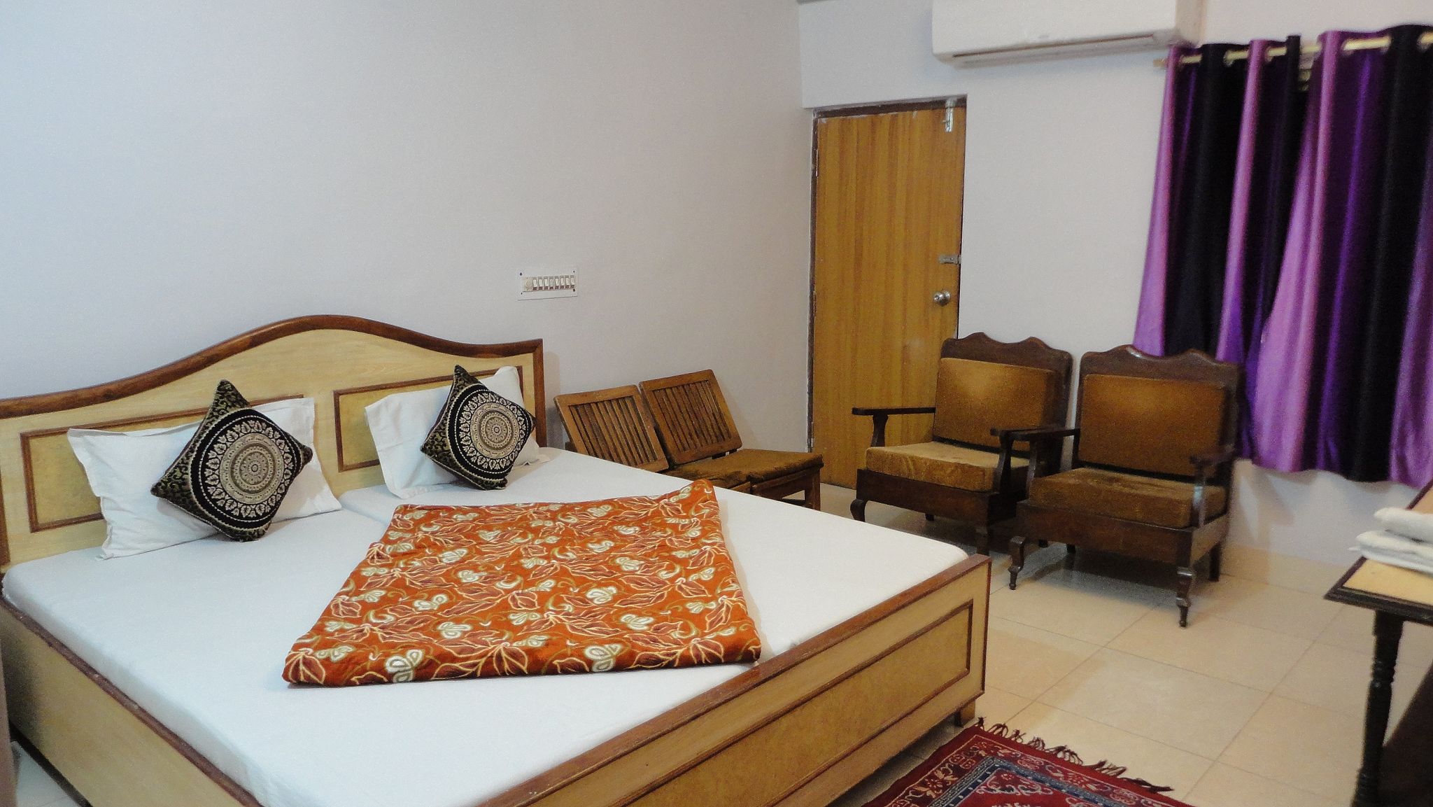 Deluxe Triple Bed Room