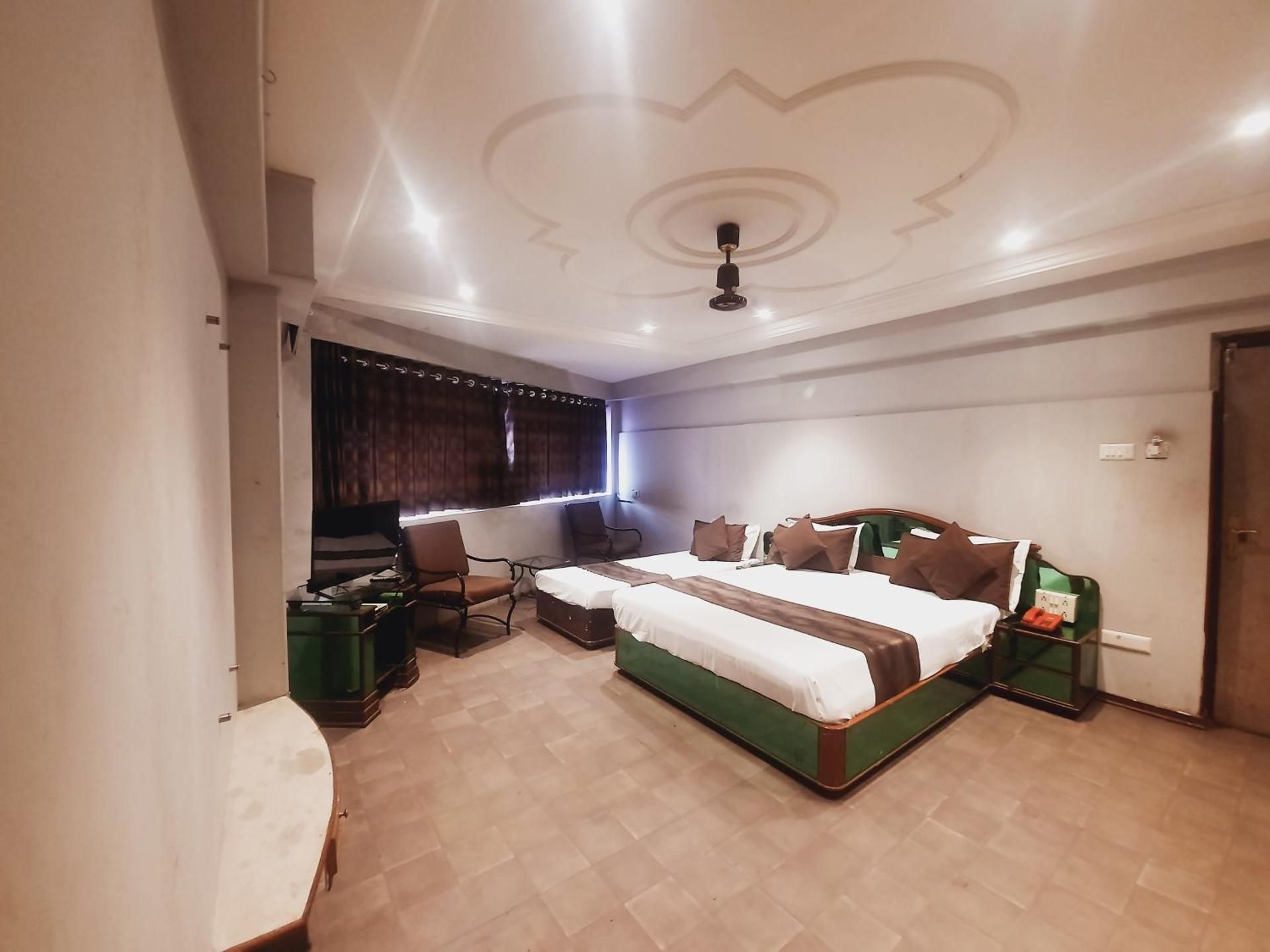 Nova Hotel JMC Group Deluxe Room 6