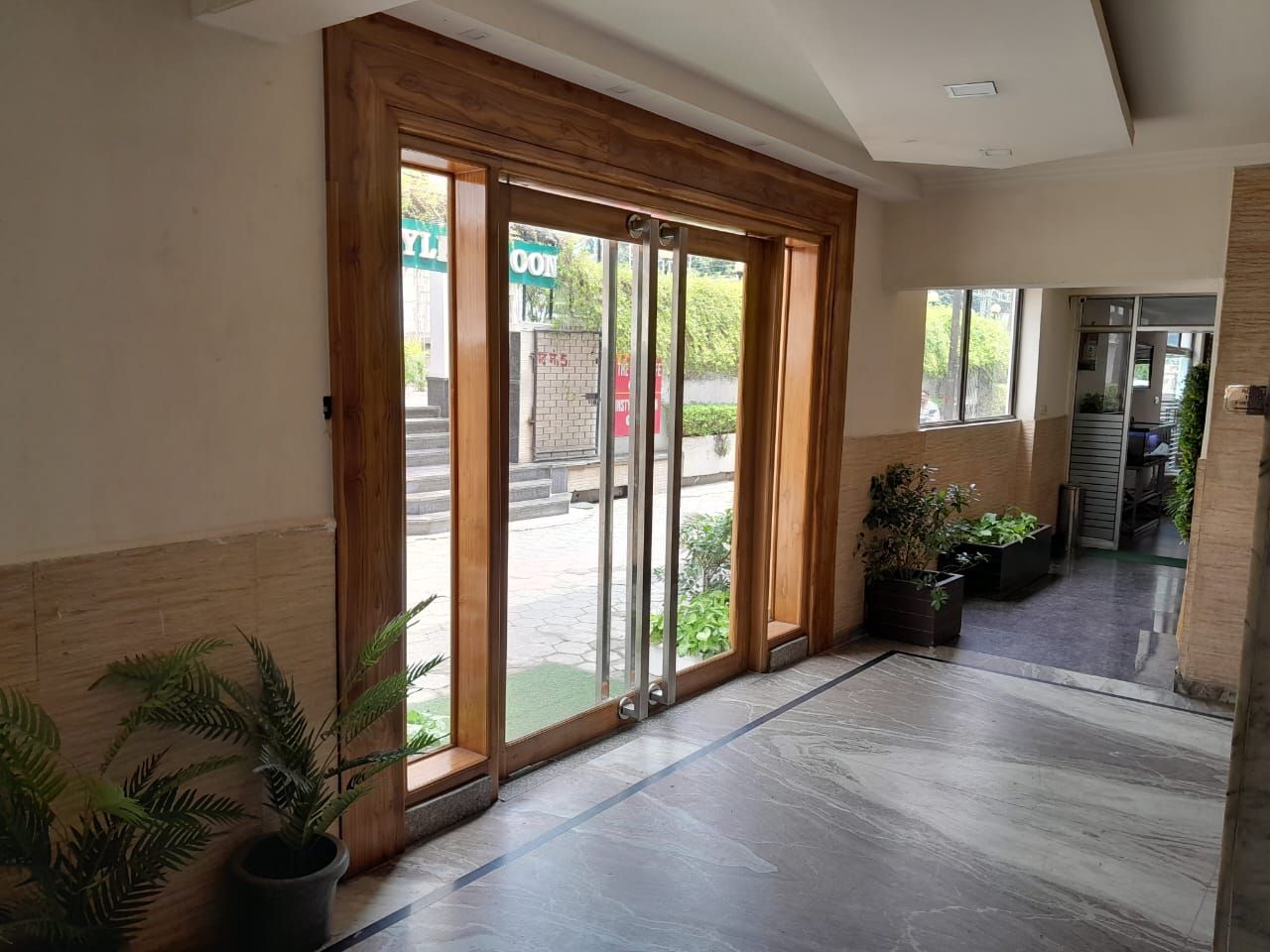 undefined Hotel Taj Inn 3