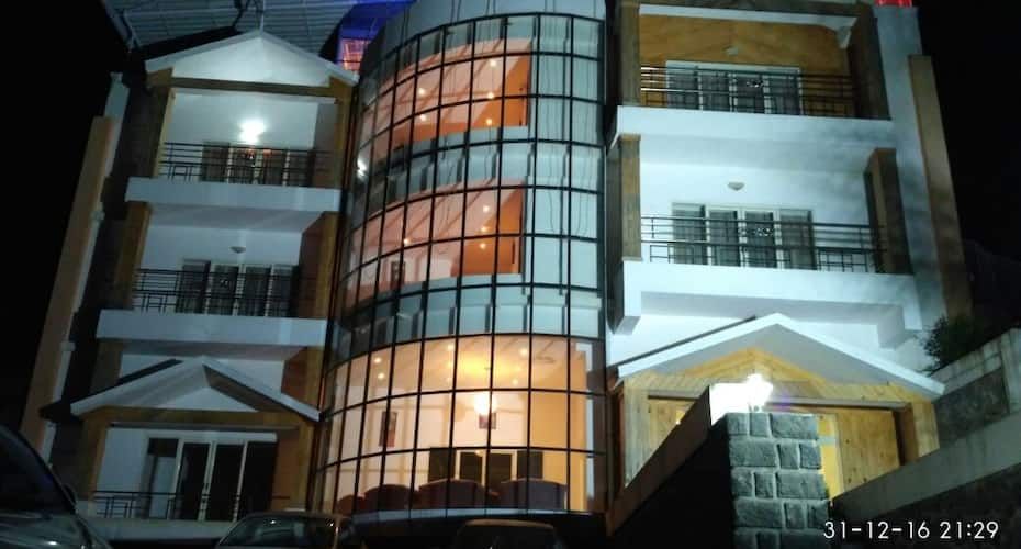 undefined 4u Resort 7