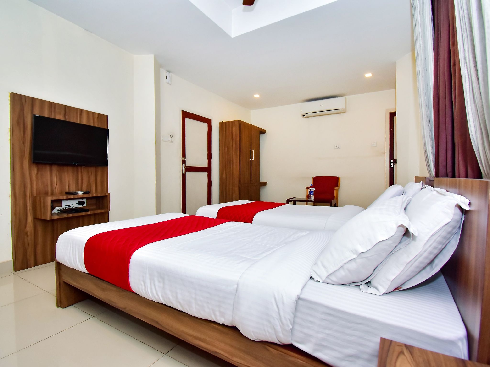 The Rubis Deluxe AC Room 7