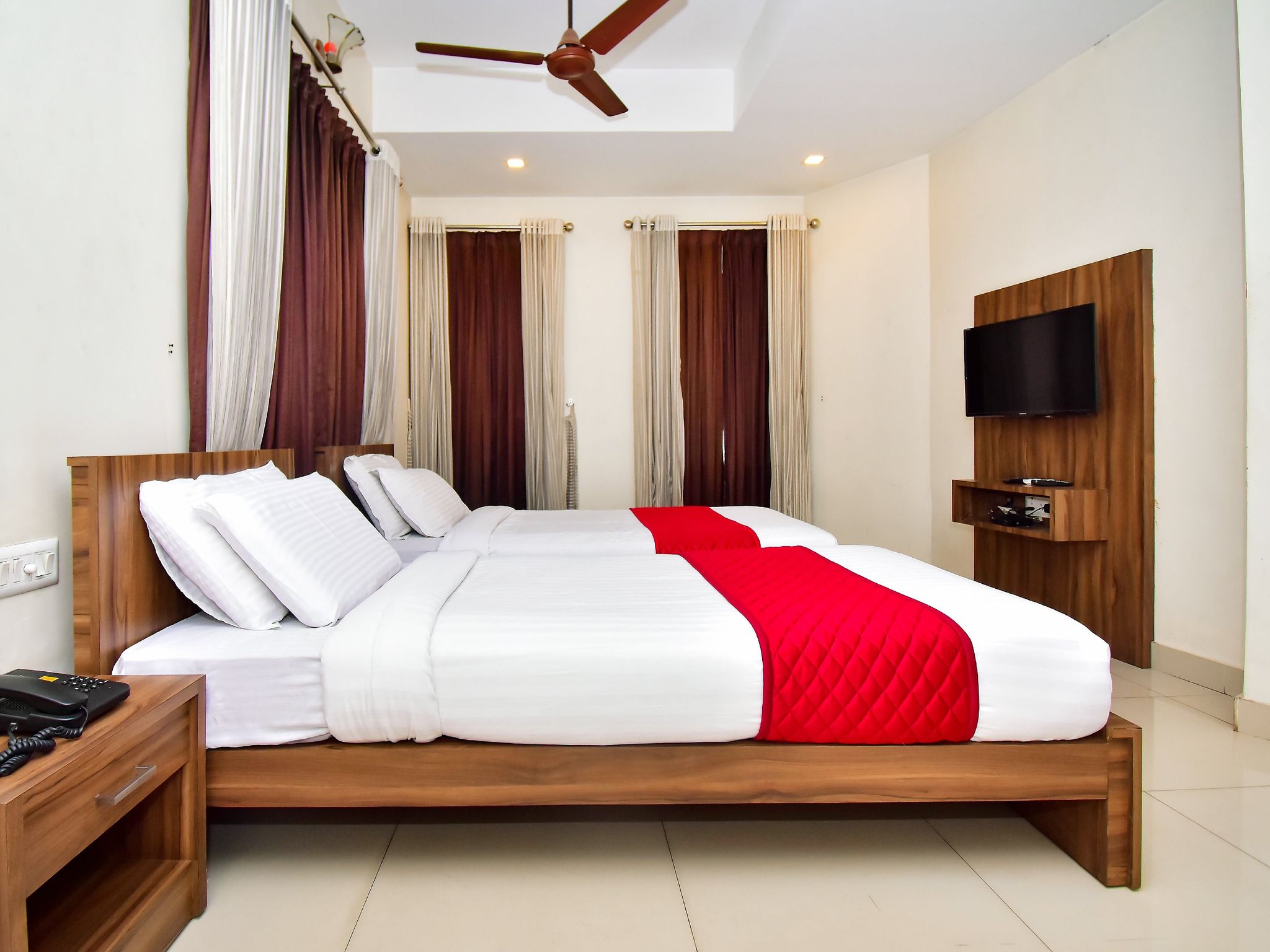 The Rubis Deluxe AC Room 5