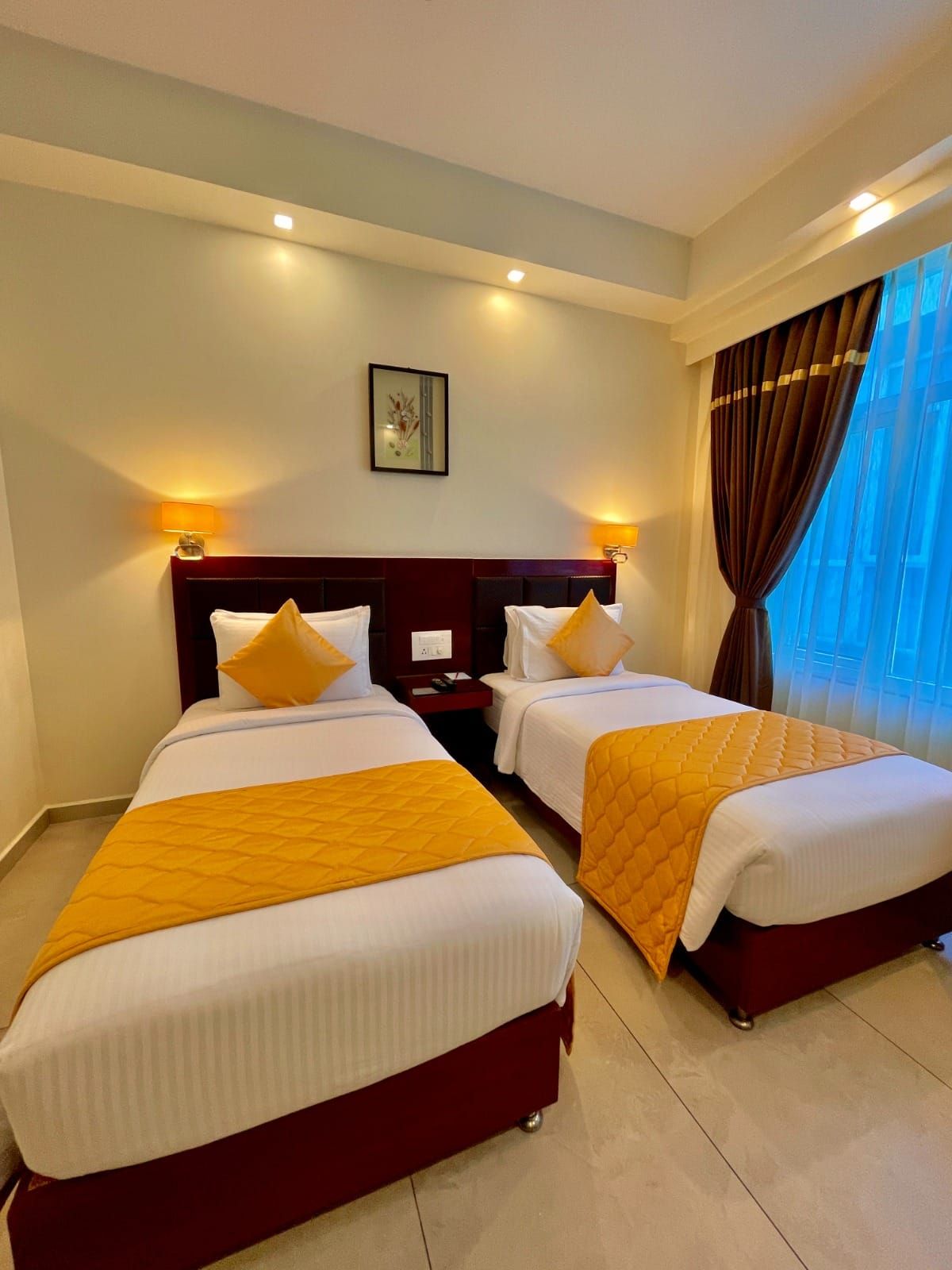 2 Single Beds, Non-Smoking, Deluxe Room, Smart Tv, Mini Bar, Wi-Fi, Coffee And Tea Maker