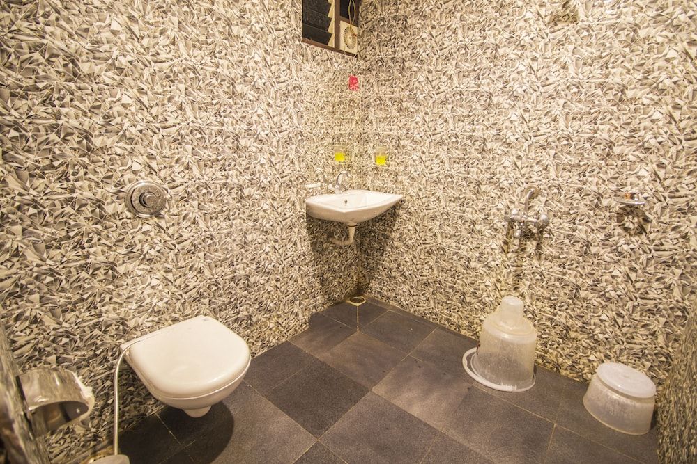 Ark Resorts Deluxe Room 14