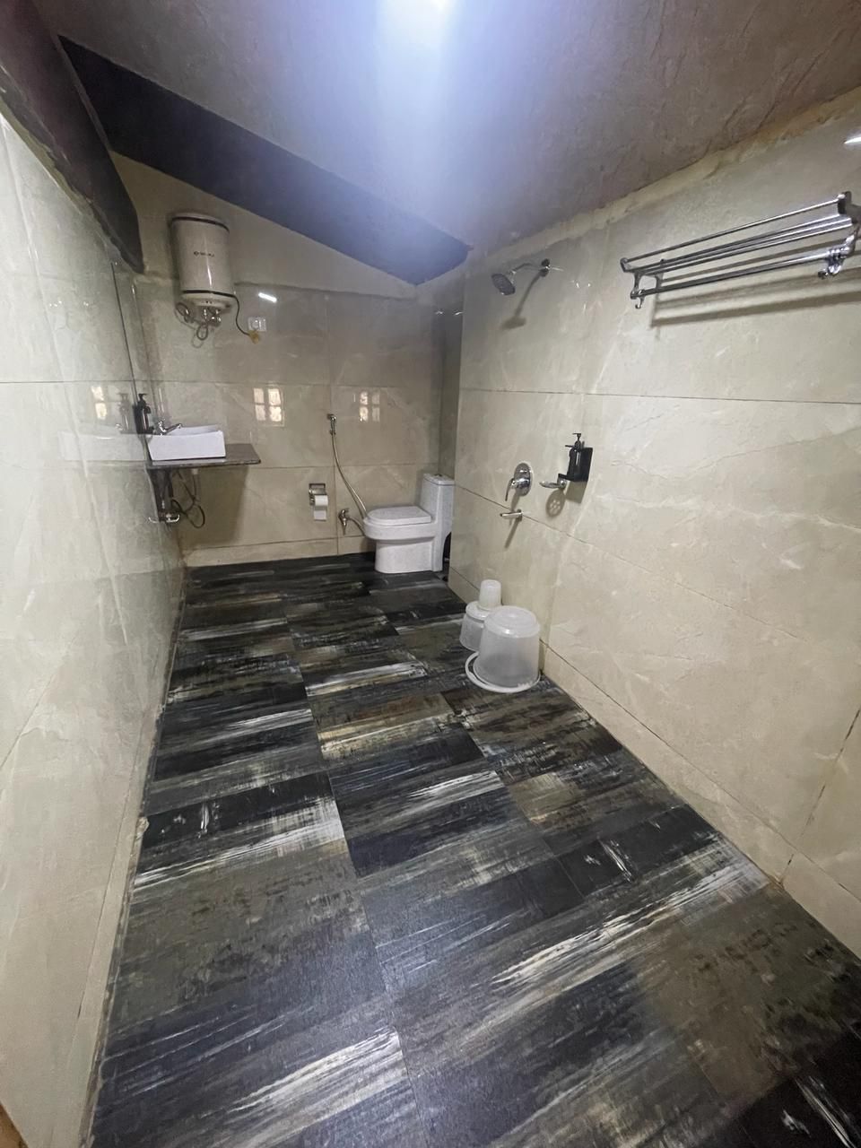 Ark Resorts Deluxe Room 13