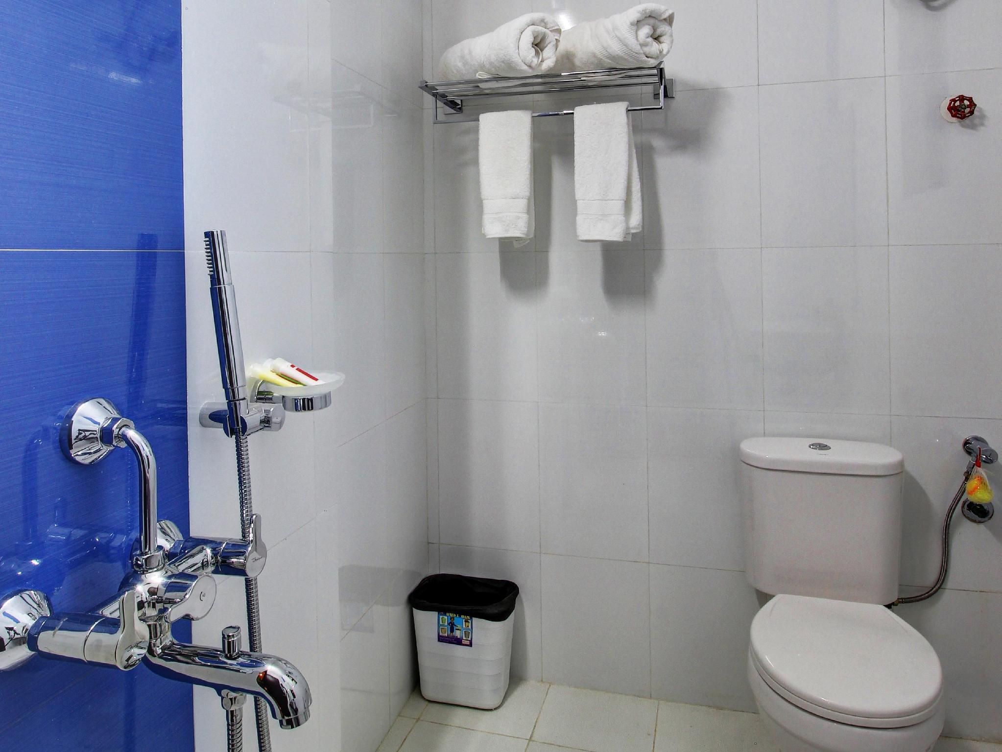 Hotel Nawalgarh Plaza Deluxe Single Bed 2
