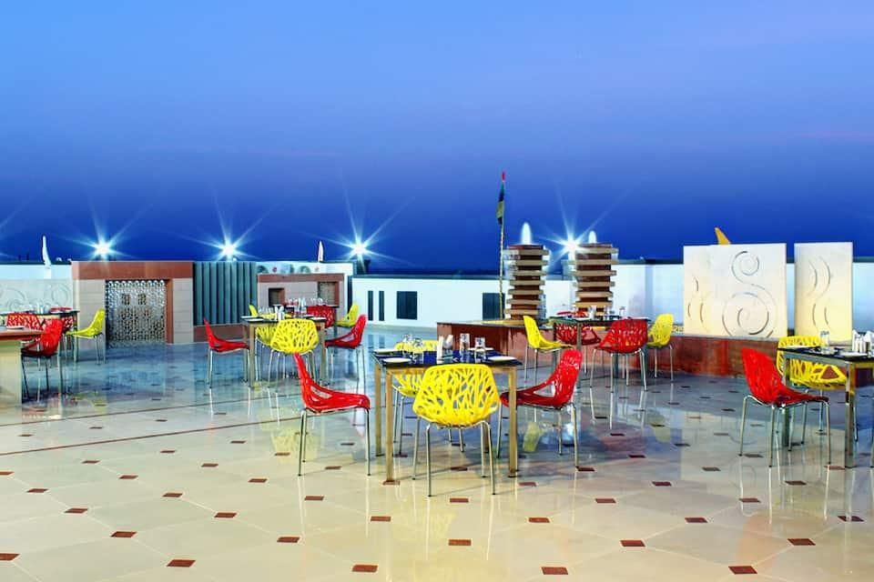 restaurant