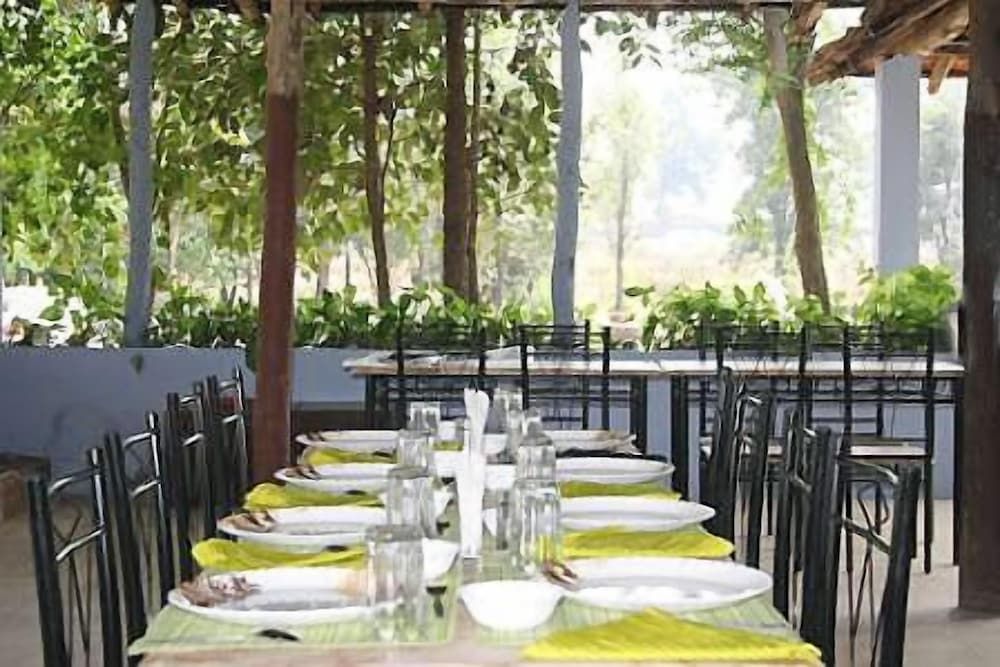 undefined Windsor Tiger Resort 8