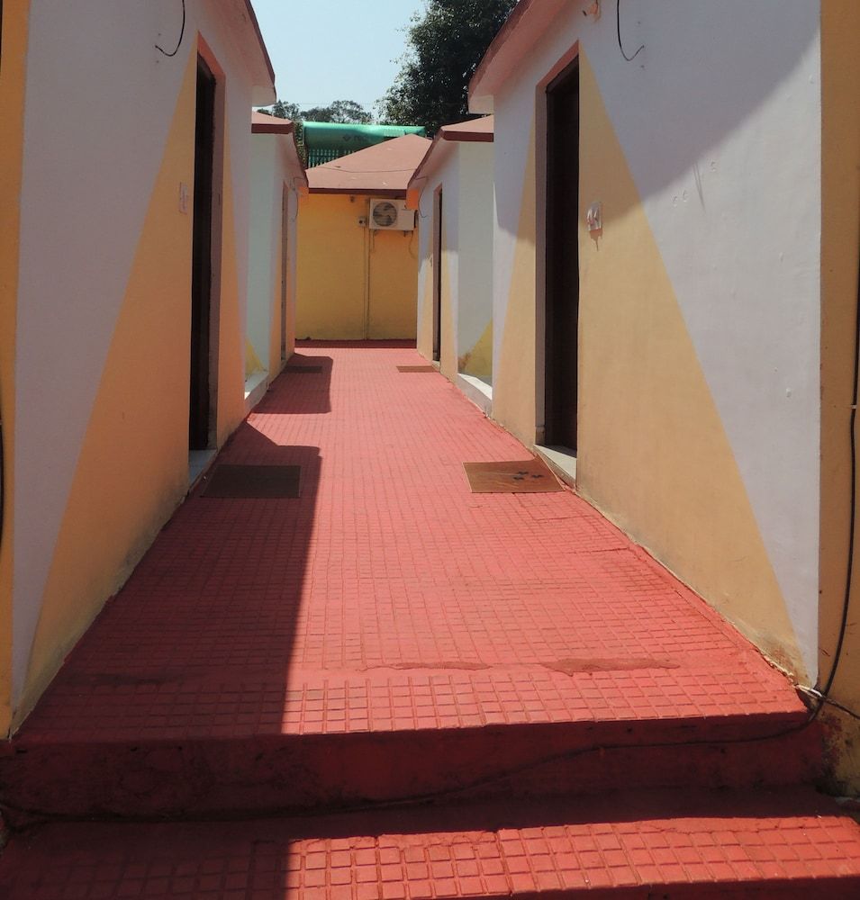 undefined Windsor Tiger Resort 3