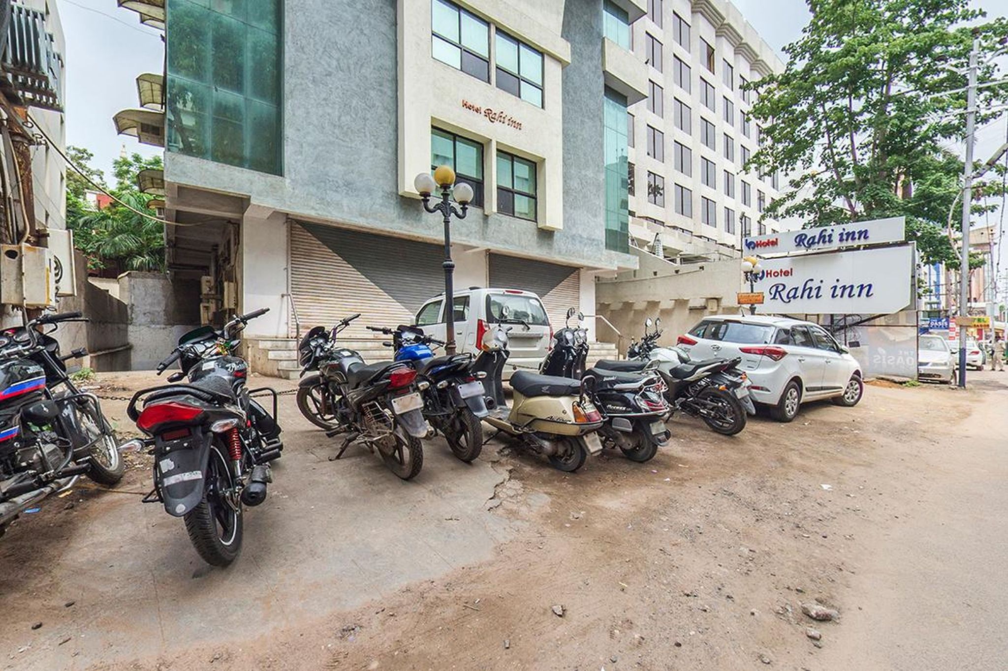 undefined Hotel Rahi Inn 8