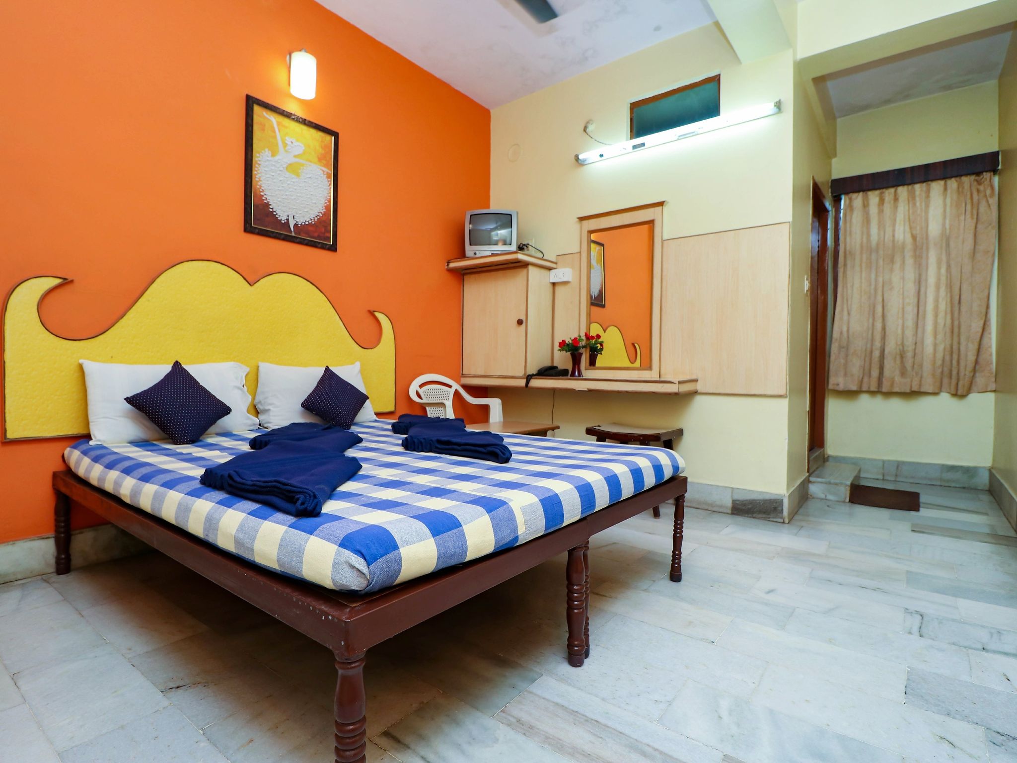 The Presidency Hotel Double Room Non AC 6