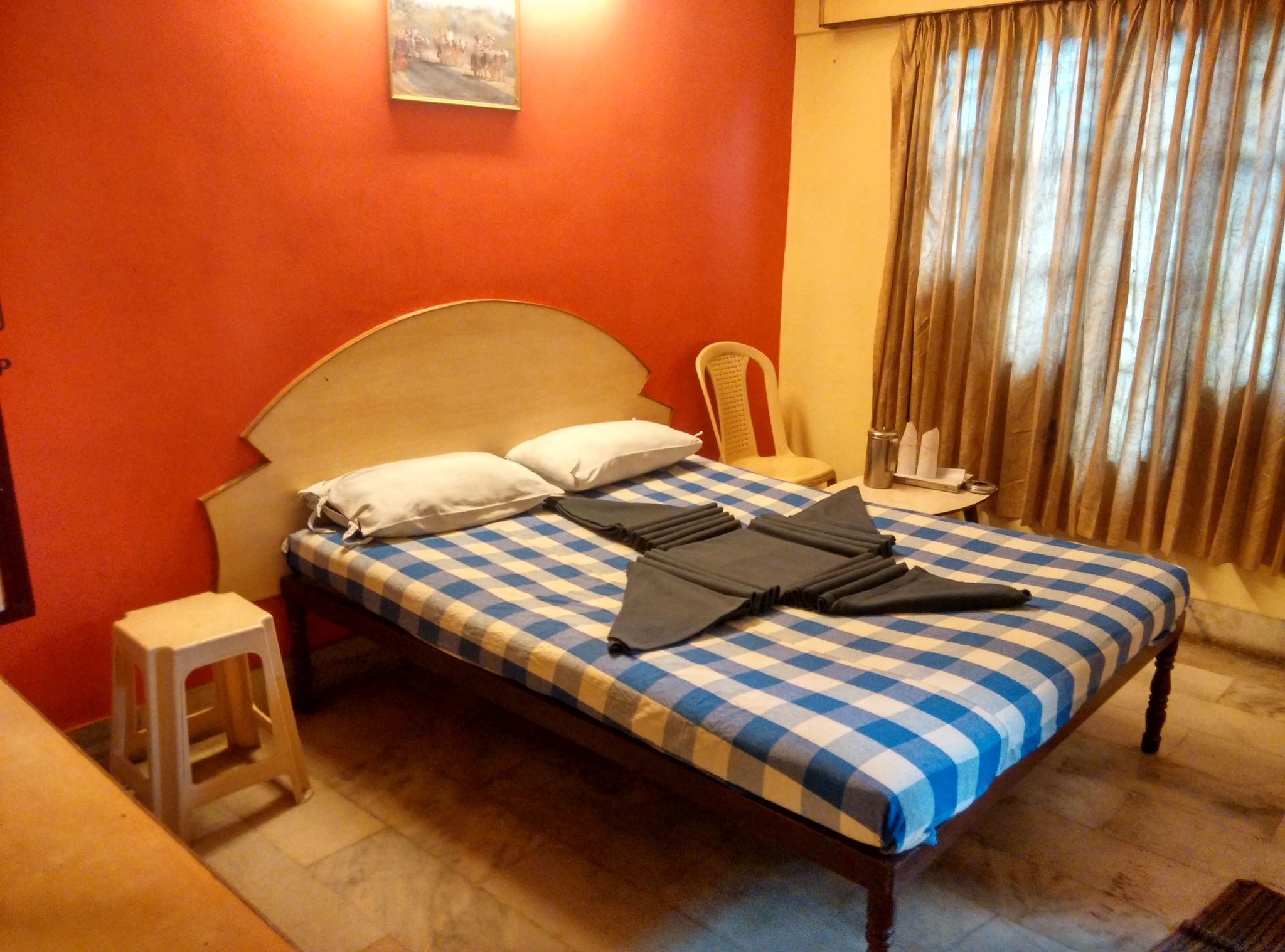 The Presidency Hotel Double Room Non AC 12