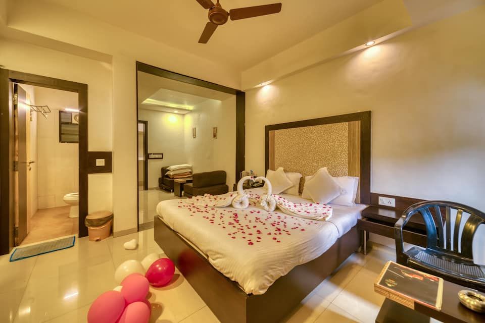 Hotel Ashwin Igatpuri, Pure Veg & Jain Food Deluxe A/C 5