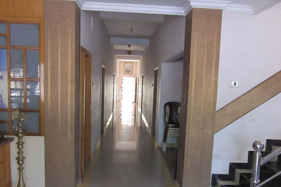 undefined Yogi Ram Inn 9