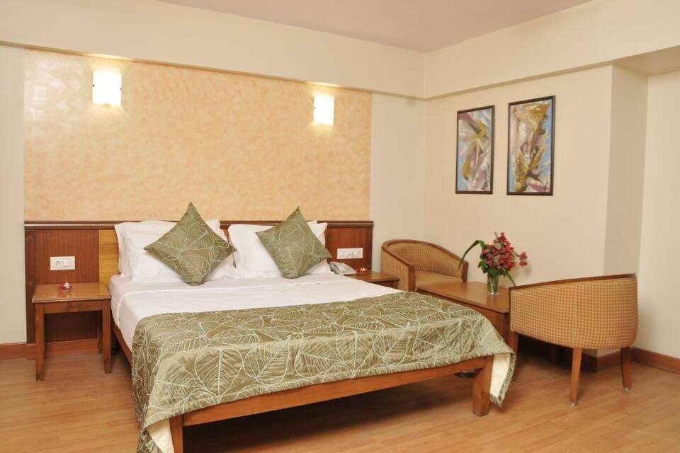Hotel Abigail Regency Shirdi Deluxe Double Room 3