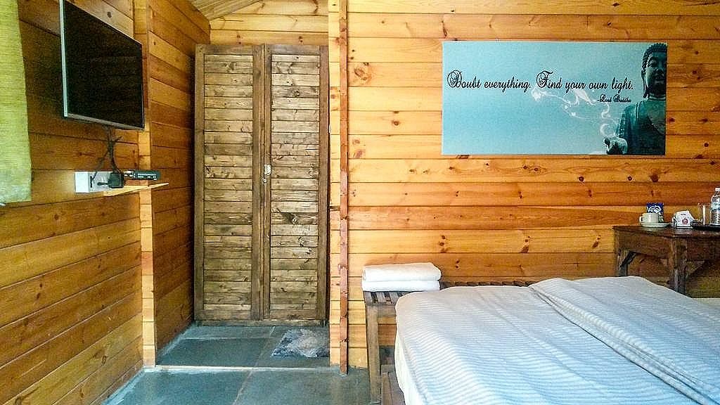 Lotus Sutra Beachfront Resort Partial Sea View 3