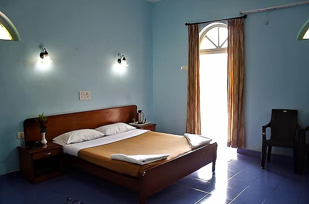 Mayem Lake View (Goa Tourism) A/C Cottage Rooms 2