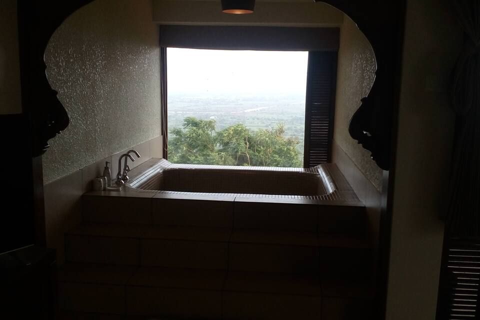 deluxe ac villa with