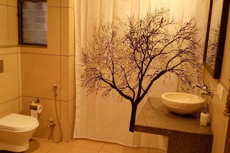 deluxe ac villa with