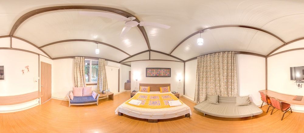 The Grand Gardens Resort Luxury Cottage 4