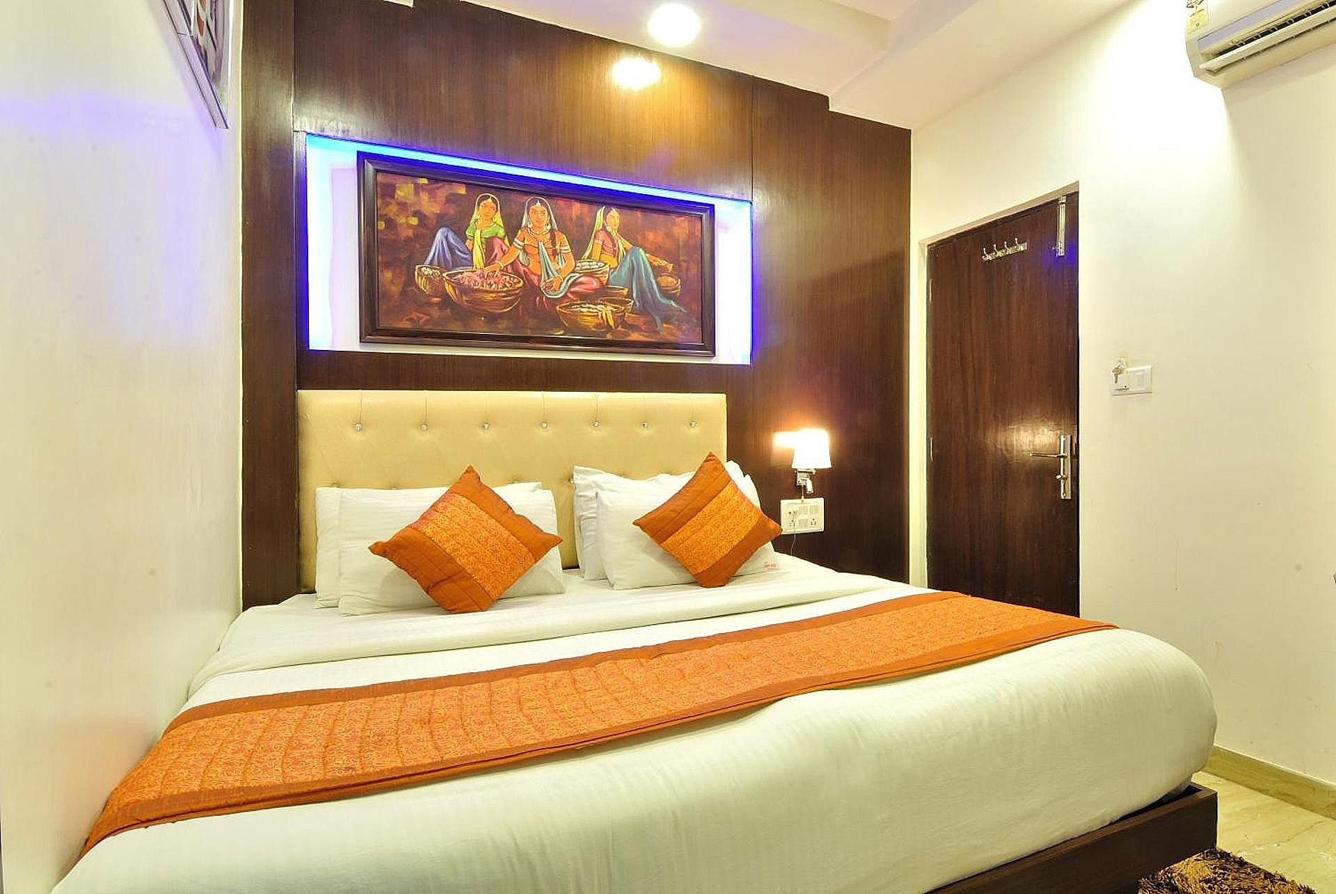Hotel Nirmal Mahal Deluxe Room 3
