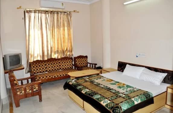 Kirti Plaza Deluxe Room 2