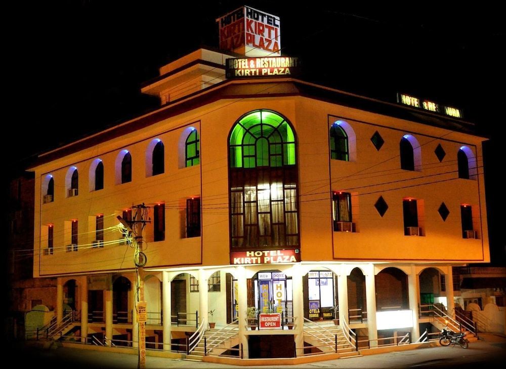 undefined Kirti Plaza 8