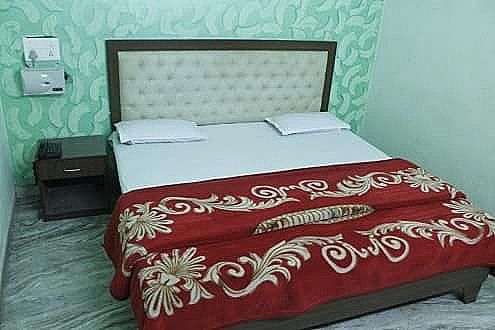 undefined Hotel Lucky Plaza 3