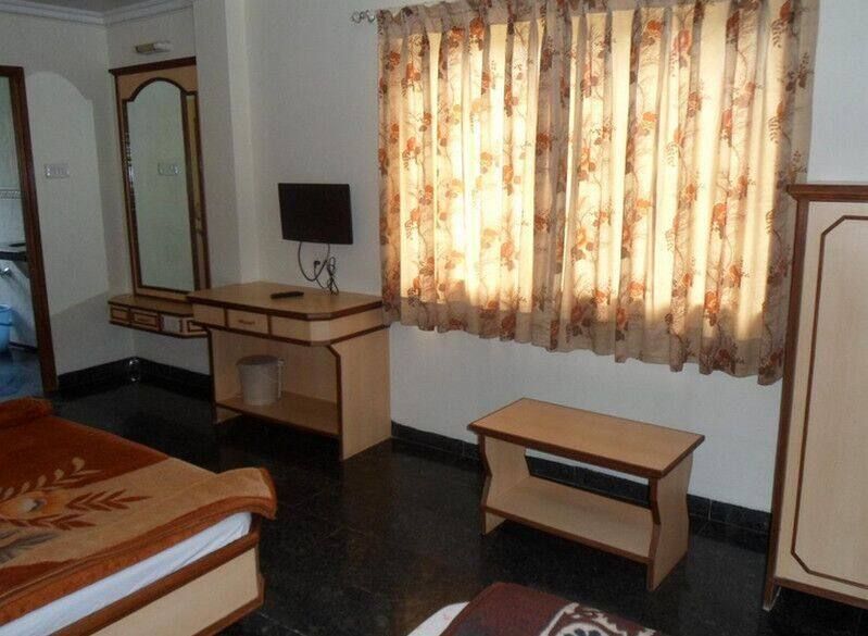 Super Deluxe Couple Room