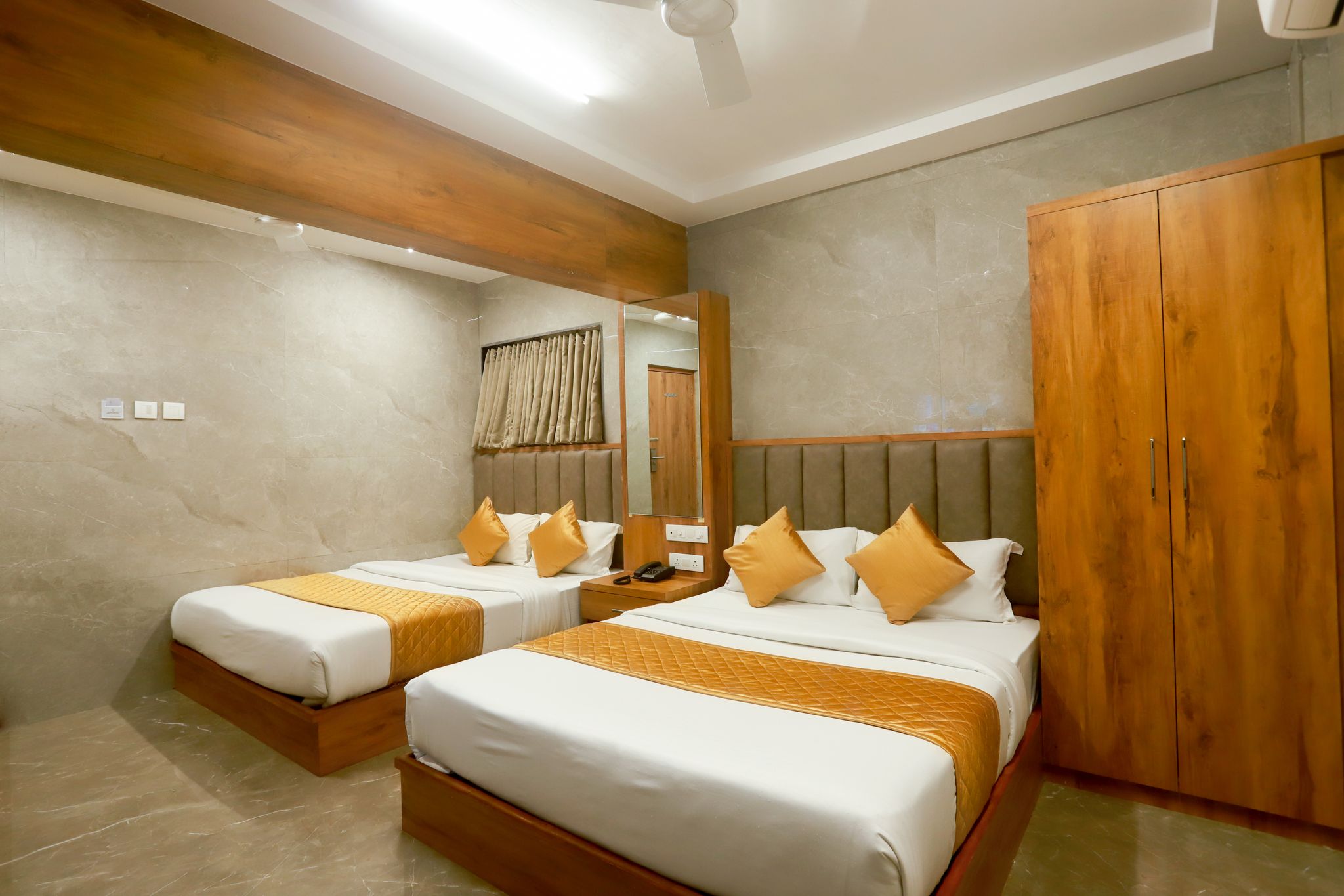 Deluxe Quadruple Room