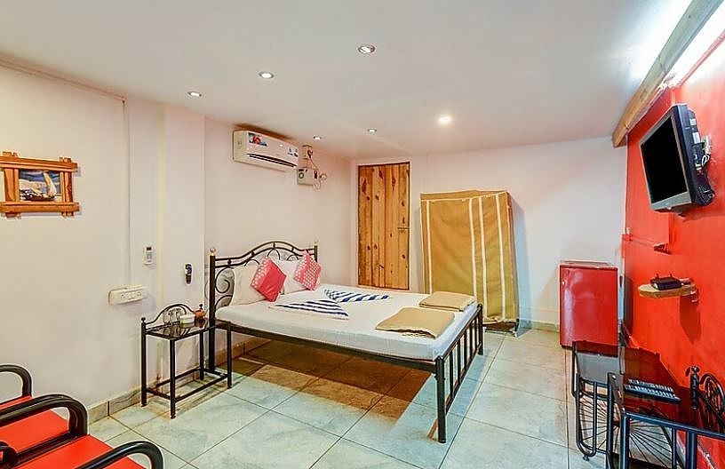 Cocos Resort Deluxe Room